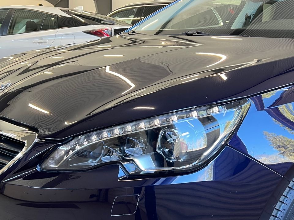 Peugeot 308   image11