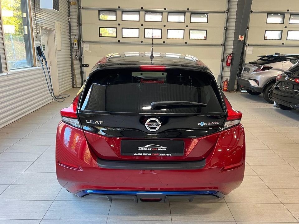 Nissan Leaf   image16