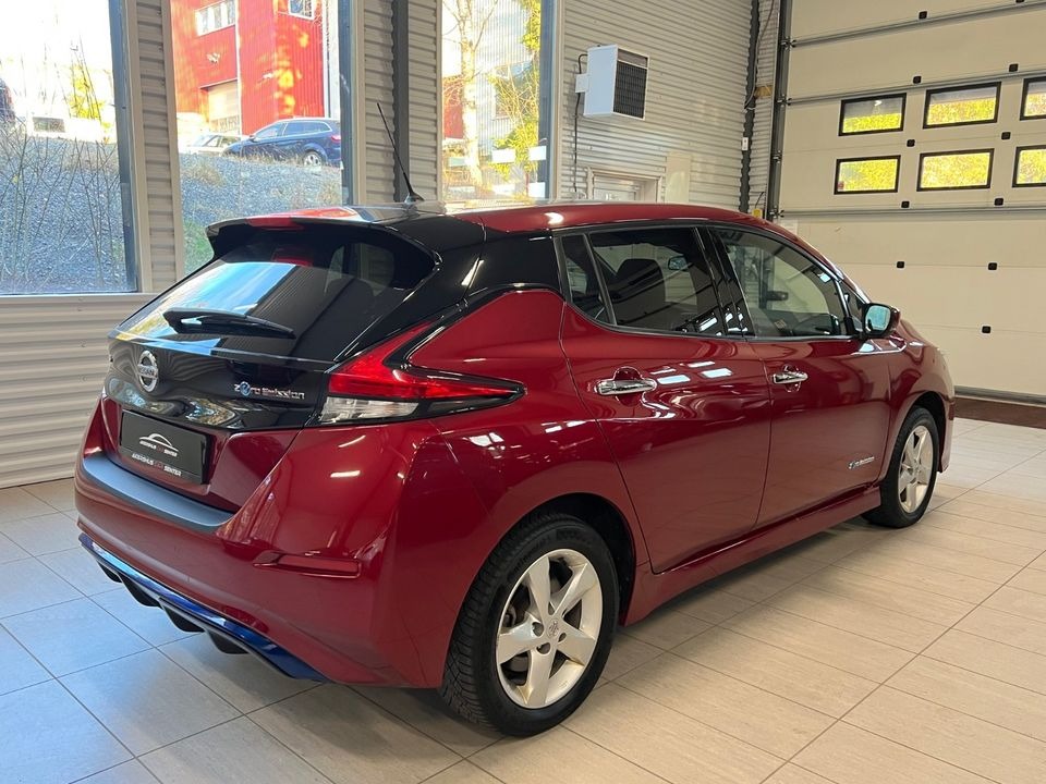 Nissan Leaf   image18