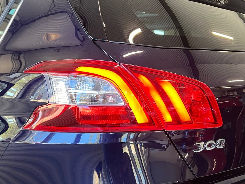 Peugeot 308   image19