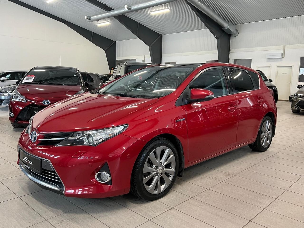 Toyota Auris image1