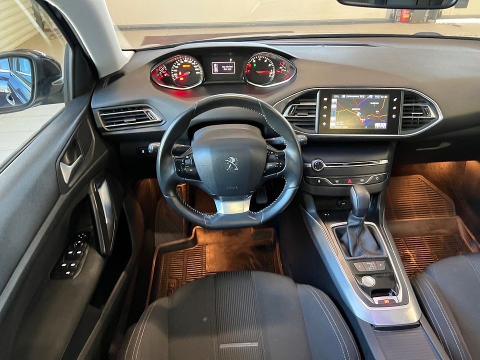Peugeot 308   image21