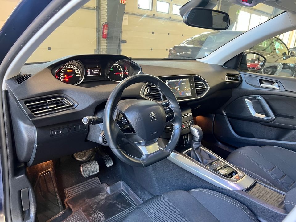 Peugeot 308   image22