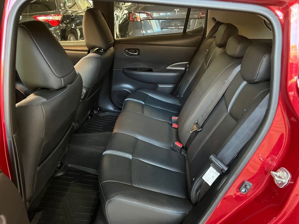 Nissan Leaf   image26