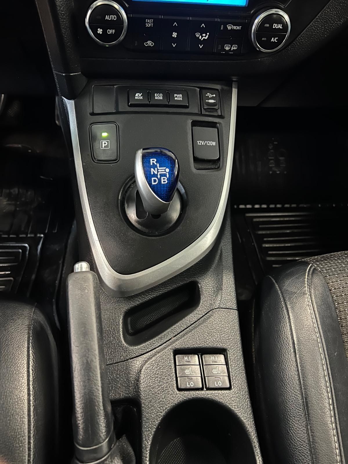 Toyota Auris   image35