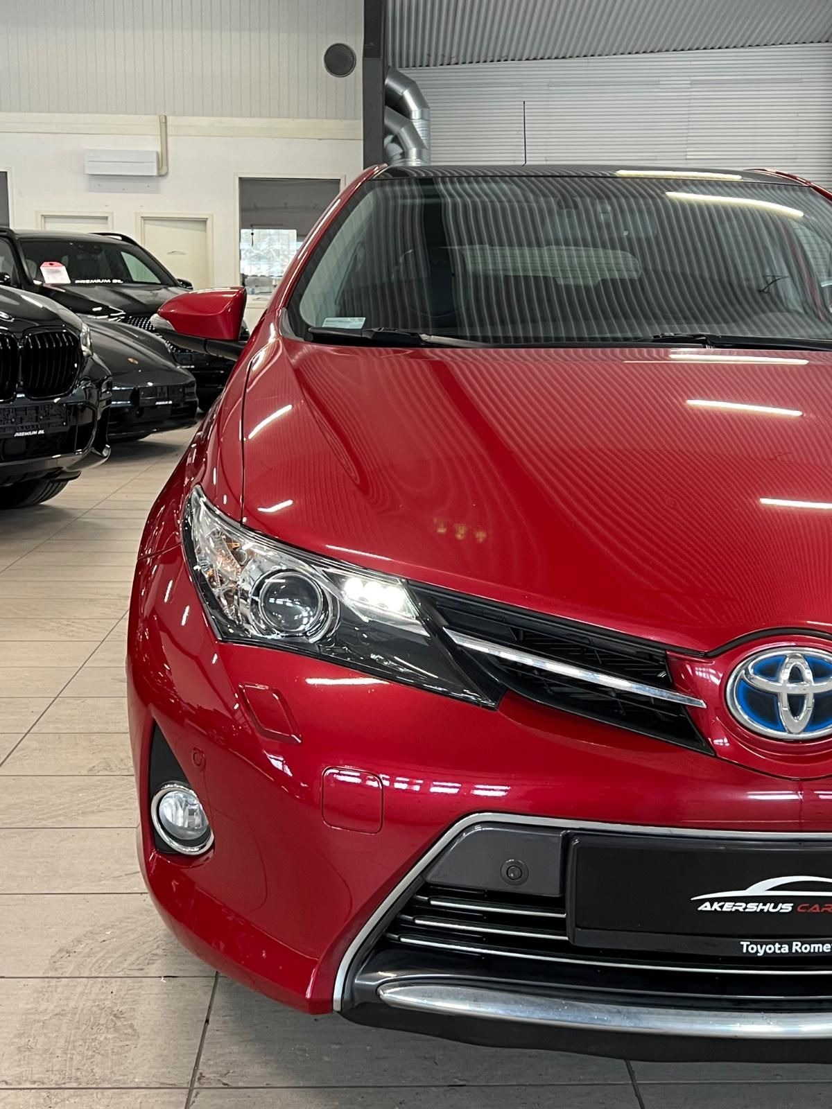 Toyota Auris   image7